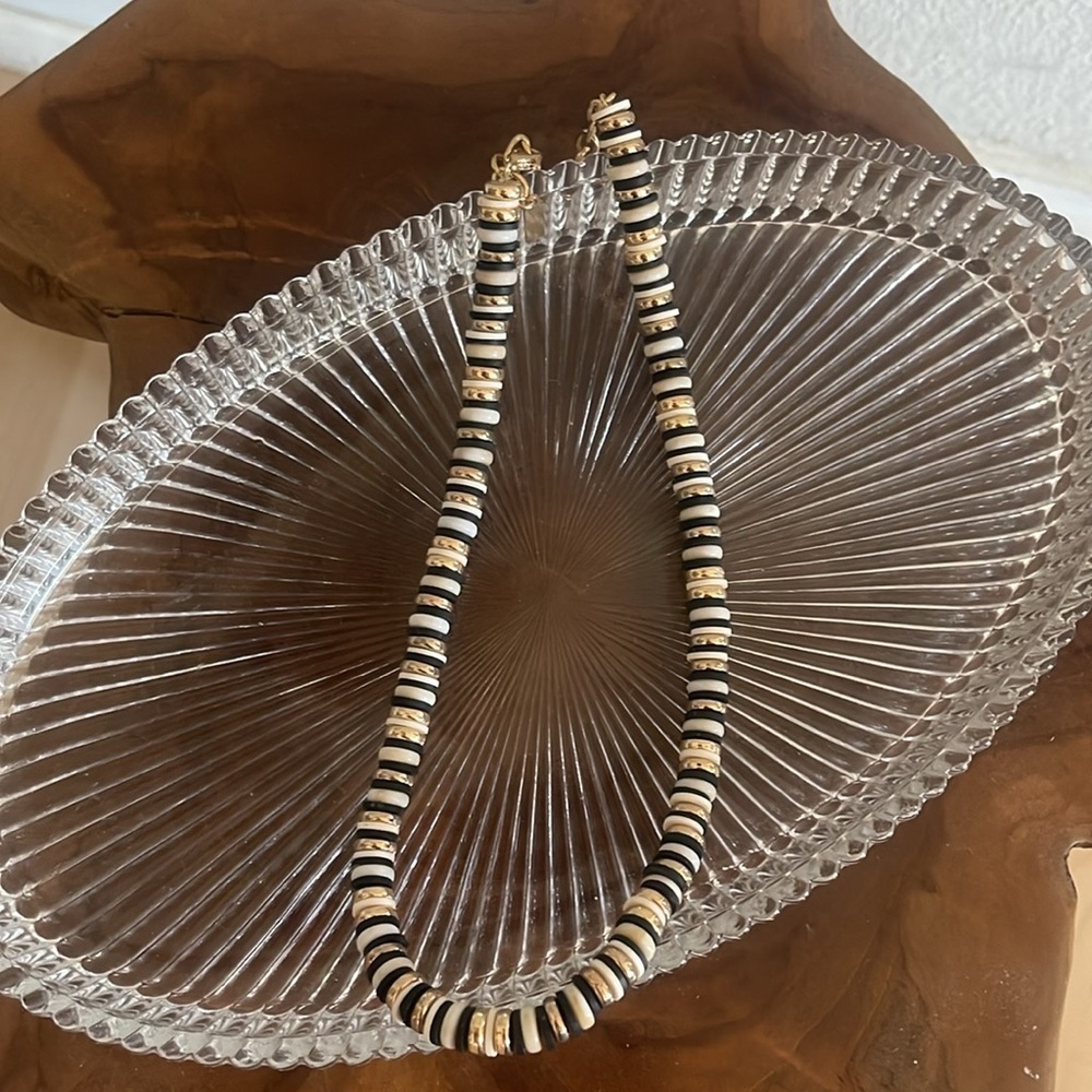 NEW Black and Gold Beaded Necklace